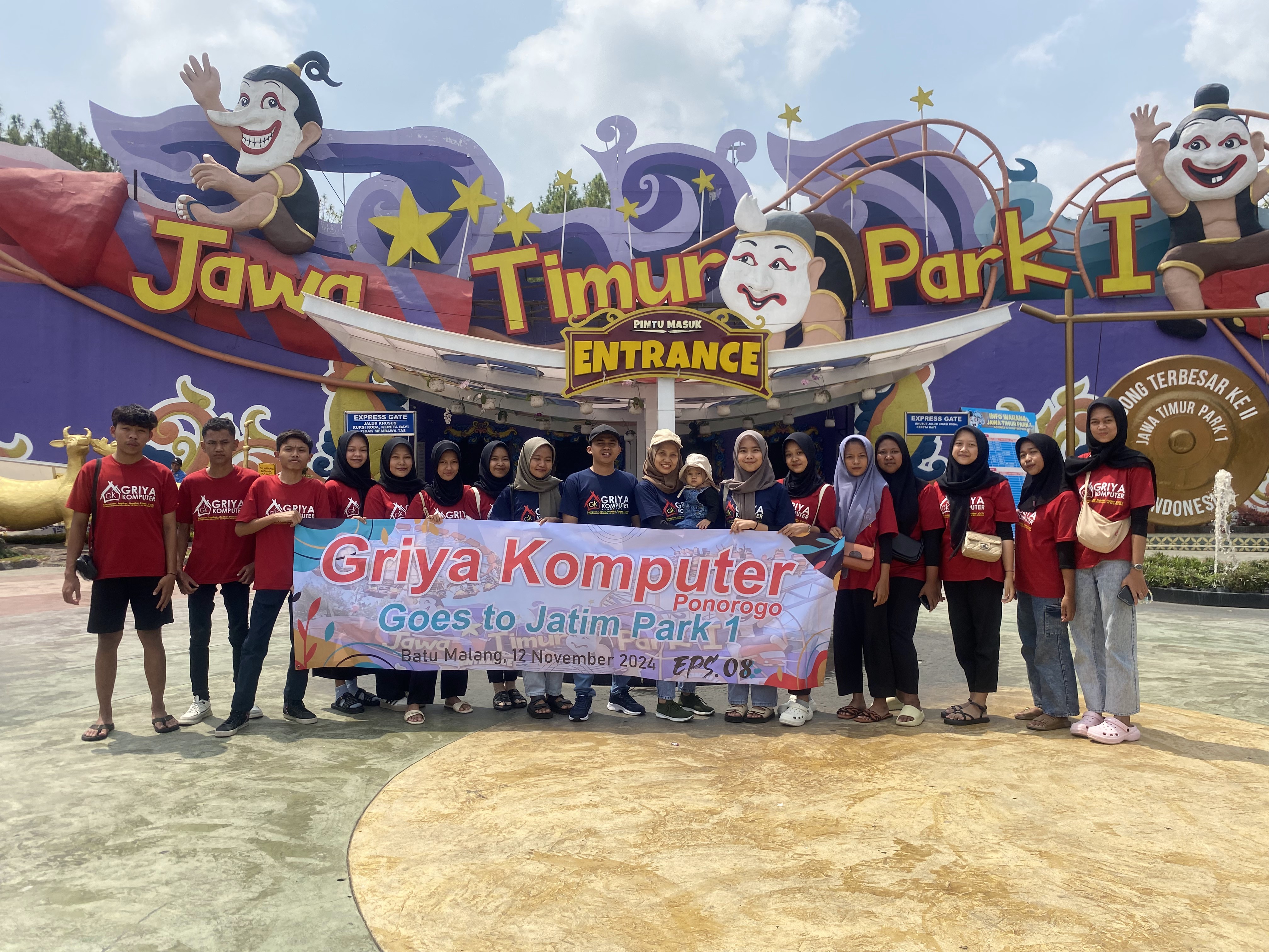 Griya Komputer Ponorogo Goes to Jatim Park 1